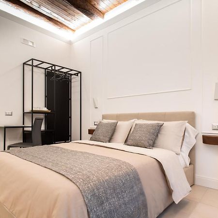 Fagi Rooms In نابولي المظهر الخارجي الصورة